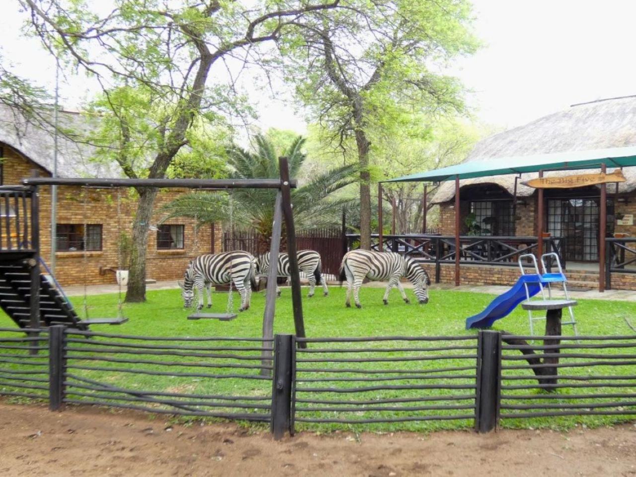 Weltevrede Lodge - Self Catering Houses Marloth Park Exterior photo